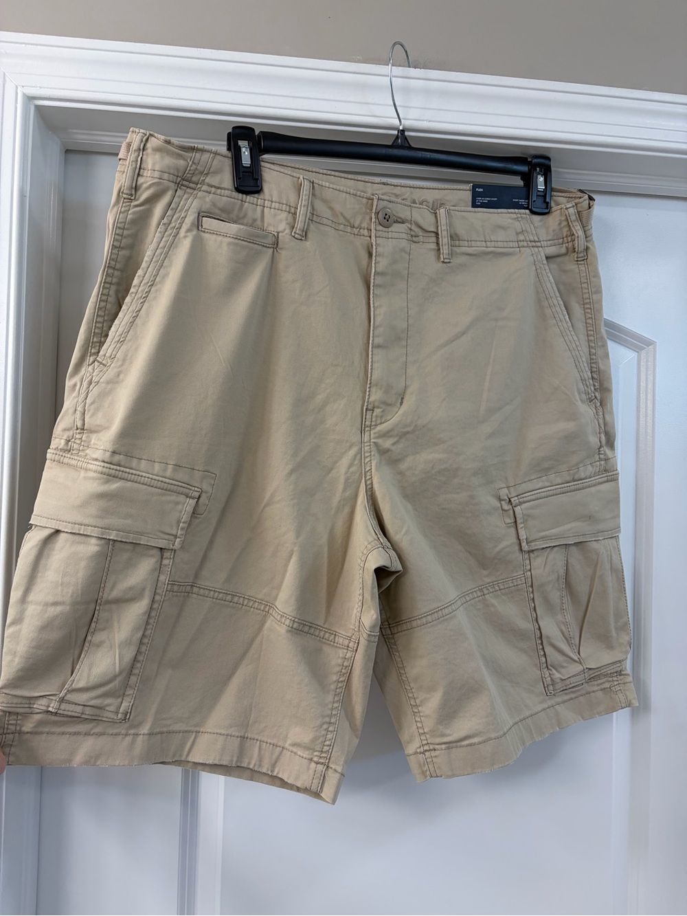 American Eagle FLEX lived in NWT  khaki mens cargo shorts size 38